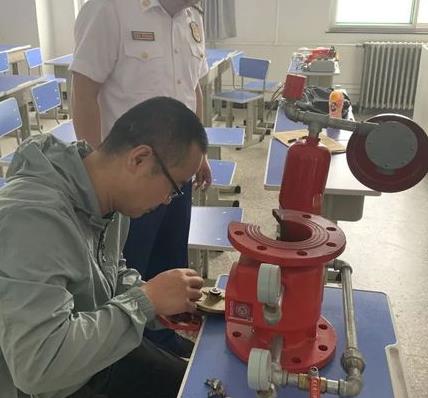 杭州考消防员需要具备哪些条件